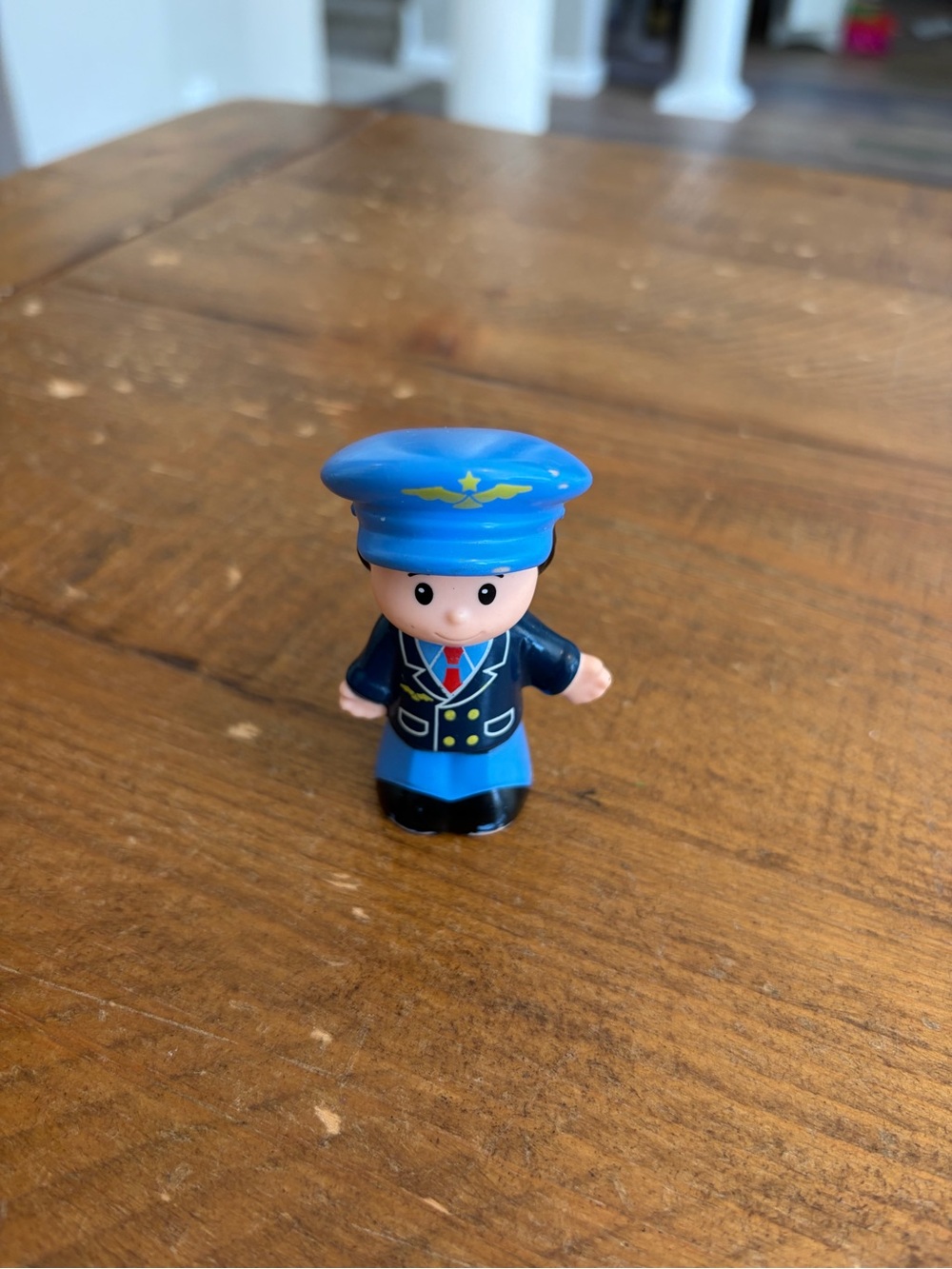 Fisher Price Little People pilot as is